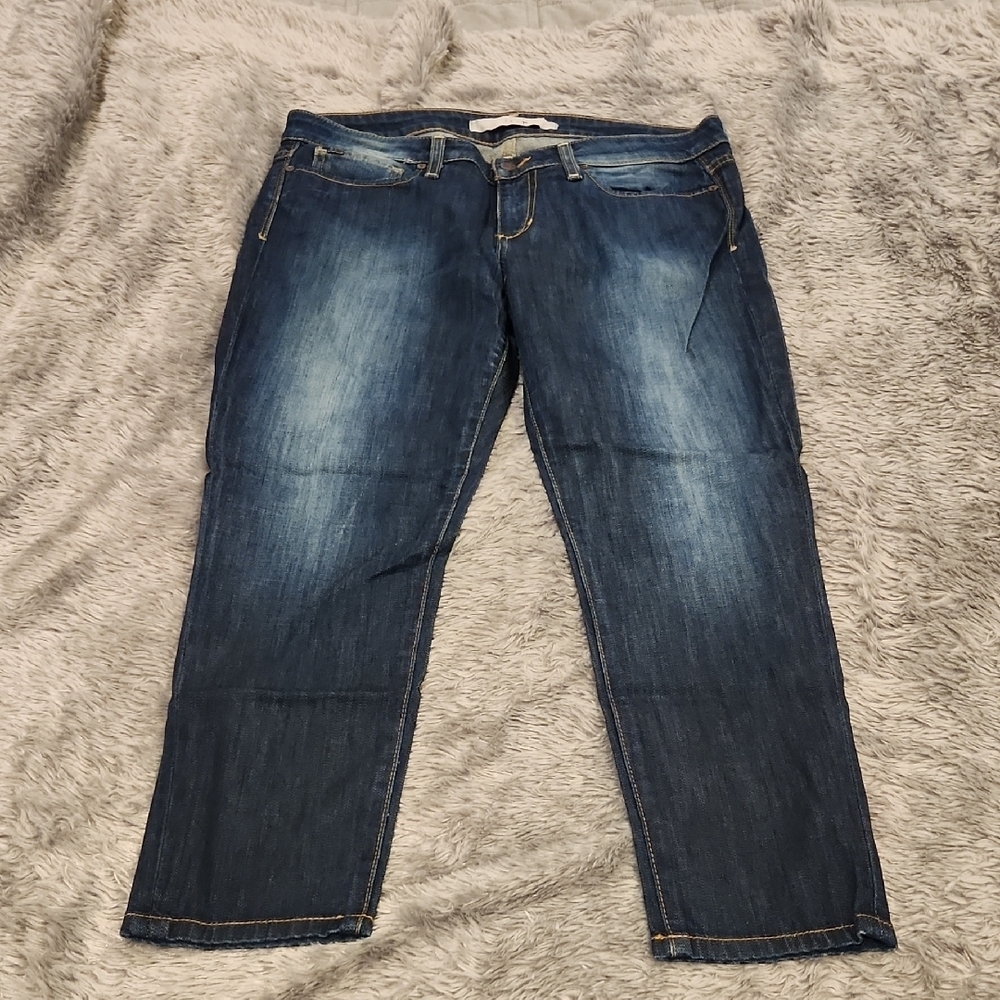 Joe's Jeans "Chelsea" Dark Blue Ankle & Cropped Size 30!